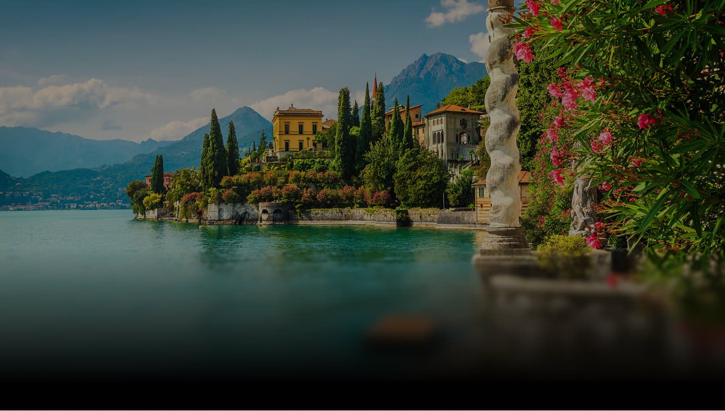 Real estate photo of a villa overlooking Dubai